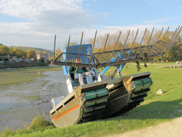 Multifunkcionalne amfibije Multifunkcionalne amfibije