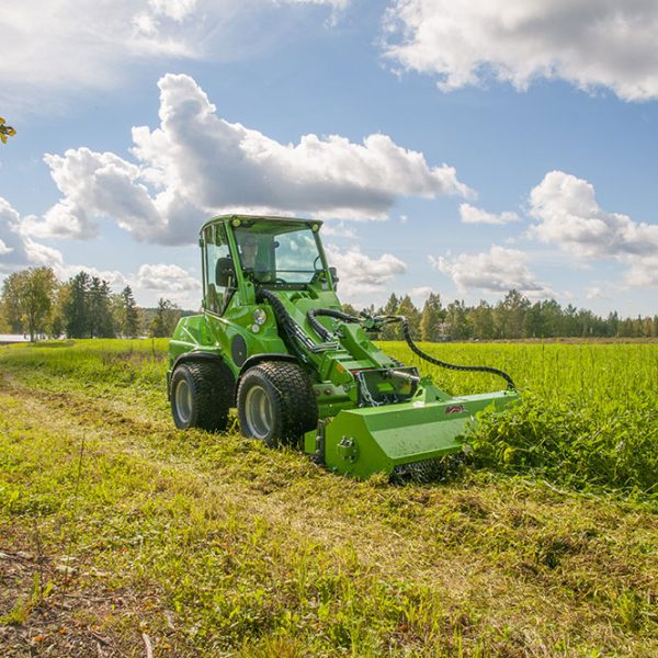 AVANT multifunkcionalna mašina (1)
