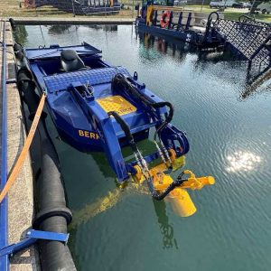 Plovila za košenje i sakupljanje vodenog rastinja i otpada-6